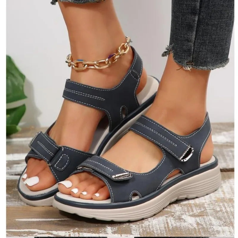 Rosalee sandals in Black