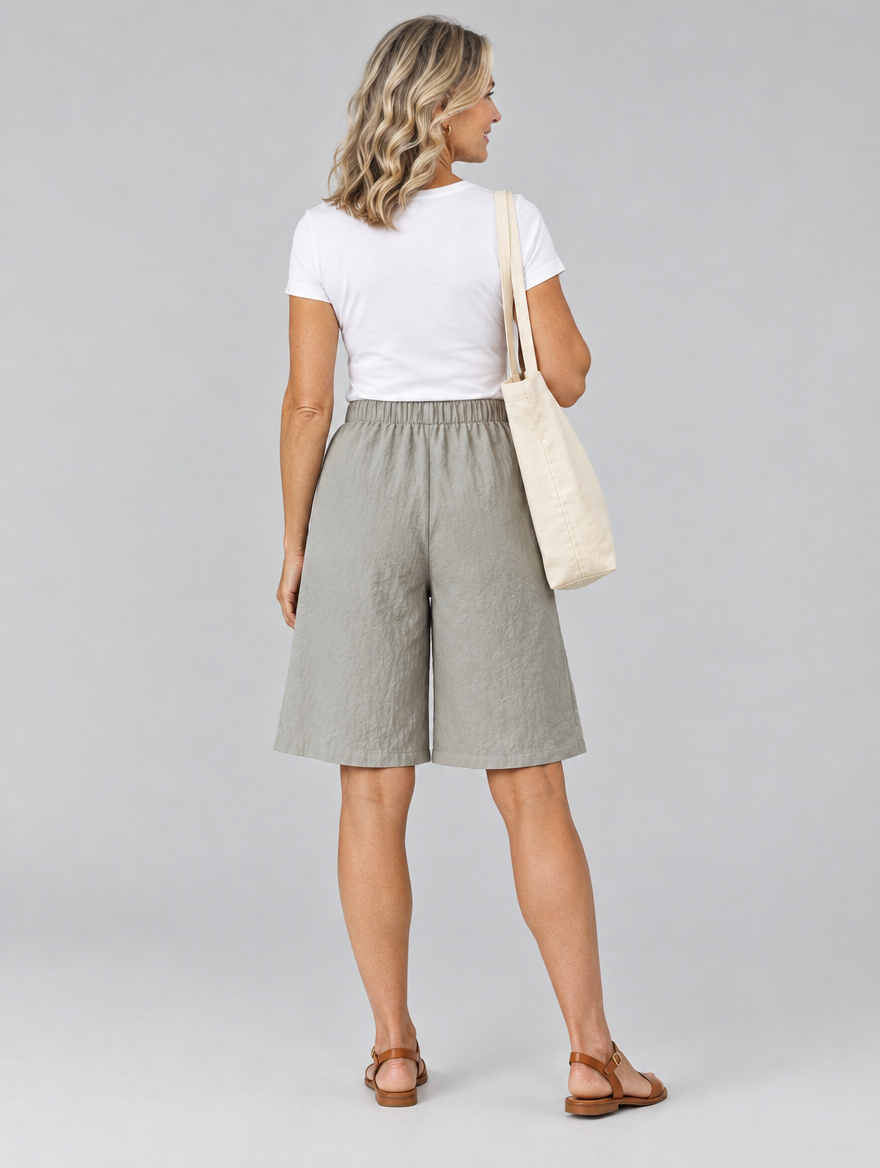 Lorella skort shorts in light grey, back view