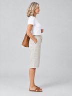 Hulda linen shorts in beige, side view