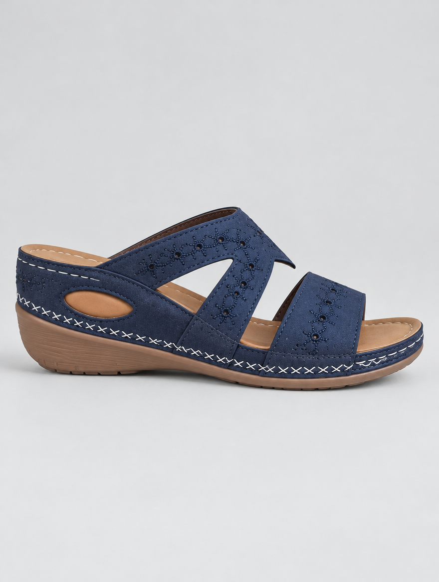 Nettie sandals in blue, side view